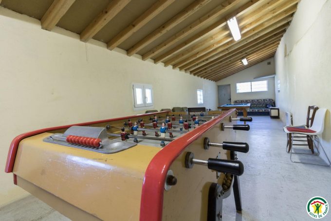 31G100135-0b231d2514ac41cf9f00b64ec3ea58ff