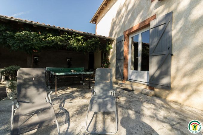 31G100135-152cb84f352c4ae4acae5f7a3e49f56e