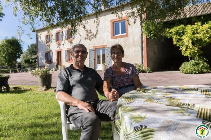 31G100135-70260fdf475343b6bde80dd537077d0f