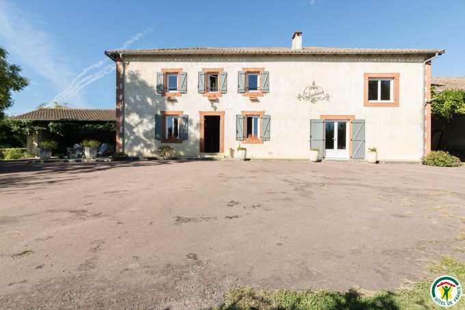 31G100135-d754104248904452996368be6af98499