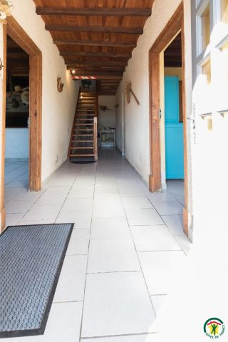 31G100135-fde03310264a4ab9aeca71ed4e551135