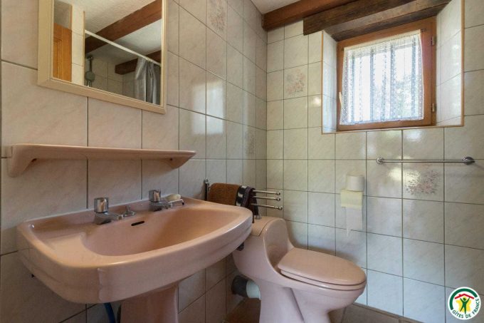 31G100307-78882892a39546b2b6526ff7a8a33b5e