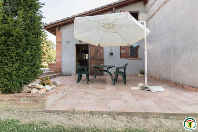 31G100307-c7d6a1018d064b97bbbfbb24734f081d