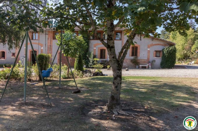 31G100307-dca7c1dc332e42d38ba79803872699c8