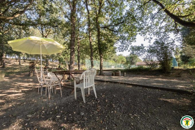 31G100307-dd62752c277b45a495a9492a5f75ed40