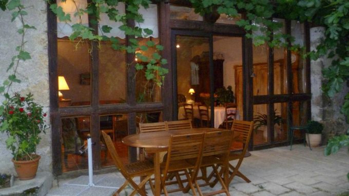 31G100471-01b1079d301c4d1c81e08c551d712a0d