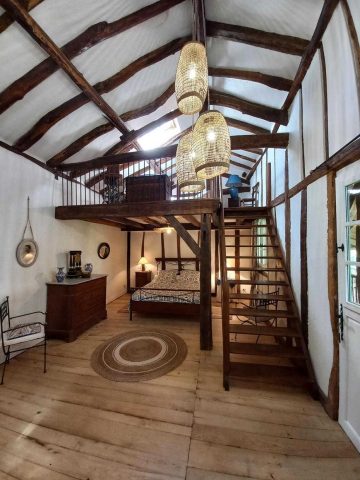 31G100471-0a099c5cf06d4d2d86410e532cc3143d