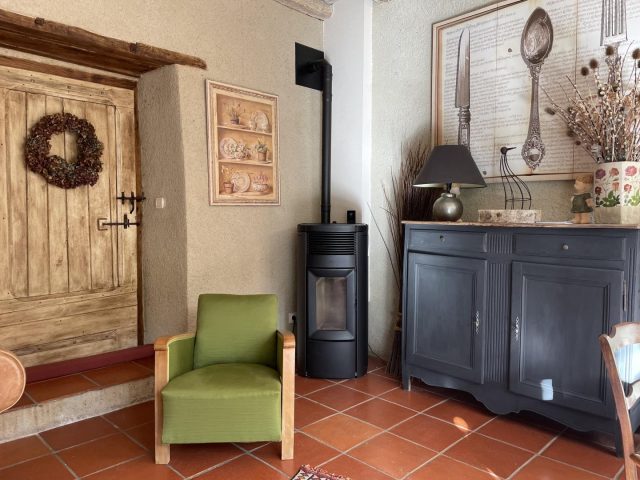31G100471-2b85243db142402f98718f8aed05390d