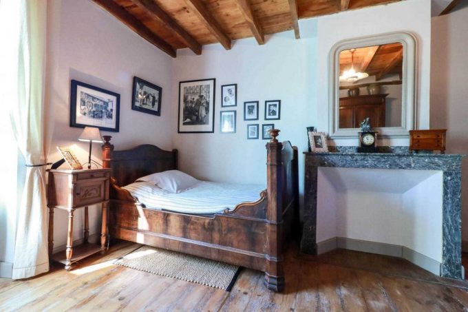 31G100471-52a9bef654784045abec0fa205995be1