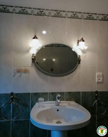 31G100509-642eef28ae8240d9809b42ff5a45dde7