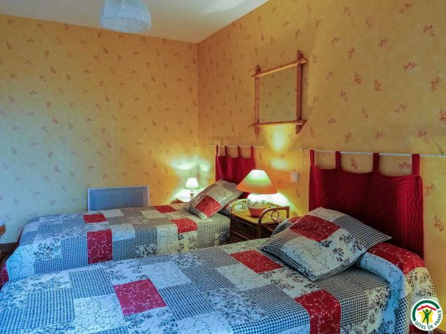 31G100509-bc174eb9e5ec4dfc8b96966dbbca3bb7