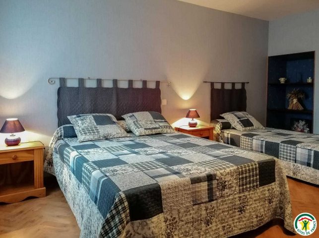 31G100509-d523e31a06fc47c3a16ab71366108874