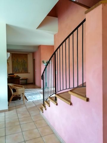 31G100587-20146198d31d49c18f5248ebe3f9ca16