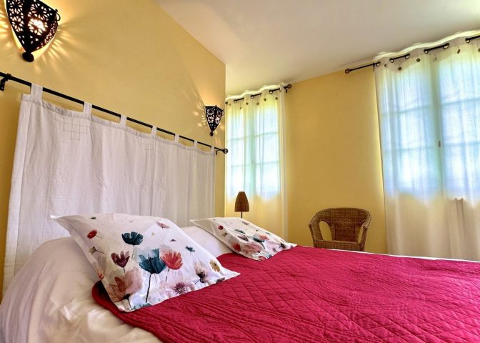 31G100587-bba80ce2acdd410e89ec6b77c4b59a3b