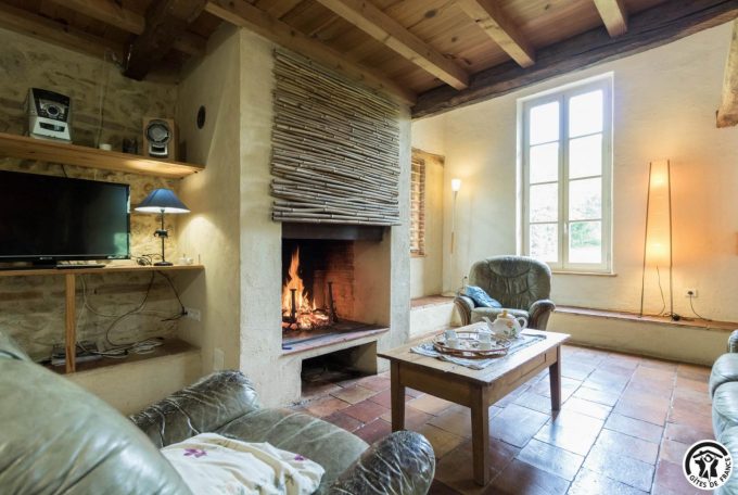 31G100621-29ca392dfc2d4c3ba0523bc6cf0ec5fb