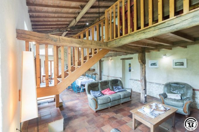 31G100621-5544e4369696436b90cbf2e250207a9f