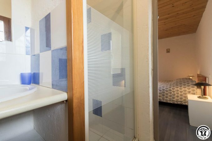 31G100621-638964e255f442b79486bfbcd90b5ca2