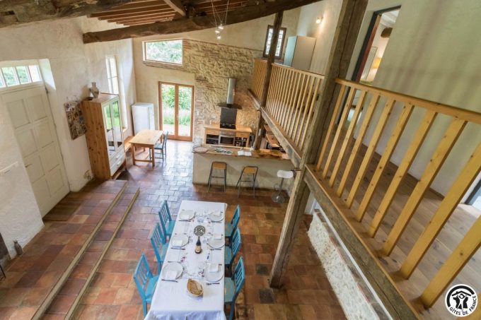 31G100621-83627005fc8e4b478d89f84febcb7a2f