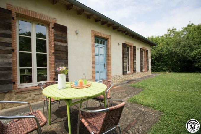 31G100621-a81cb8f173904806a0faf652f5a21bf4