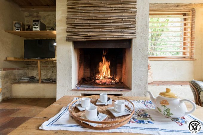 31G100621-f5db3563680540c4b030a560e8bb00ef