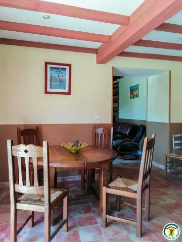 31G100764-f829daff07e943a0a8620cbe9a15a84f