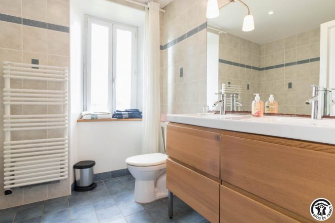 31G100978-0897f4b3582240ed9c181bbf4a927ac7