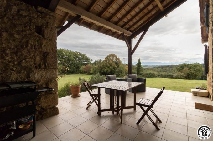 31G100978-0b0ebb1d65144fb6a0e1eb19576ffe4a