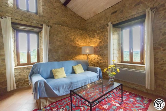 31G100978-631534b9ccbe43898893dc0c1d0455d7