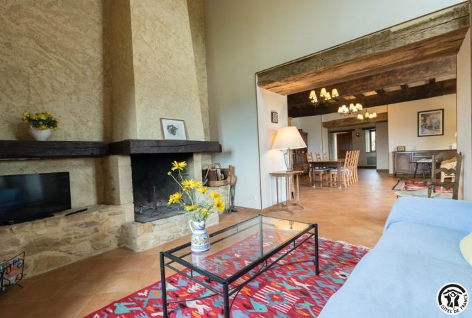 31G100978-6e38b1ee1bf344d7a8920070b527cae3