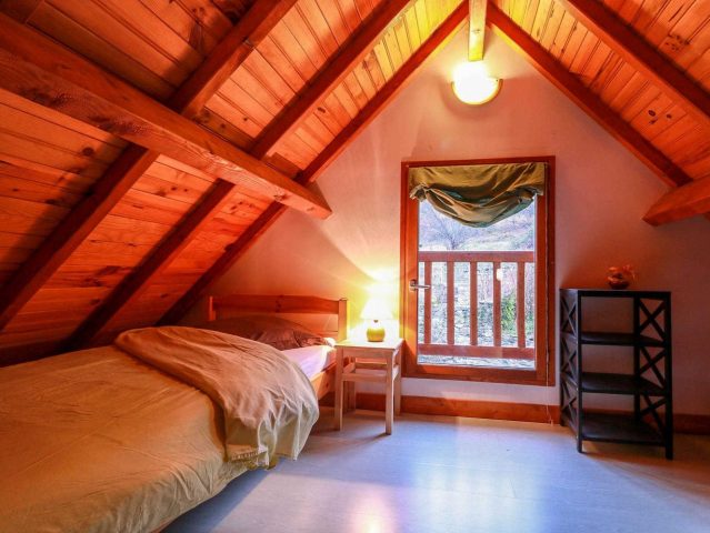 31G101017-900b4782150b4ba987752d678828f313