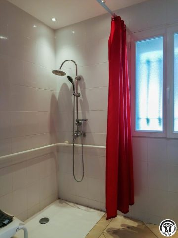 31G101082-bb41f4472d694f59b09db6ef432e1d26