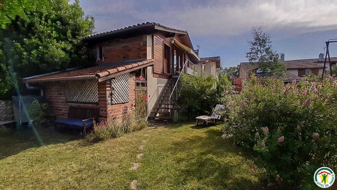 31G101092-4658ecc657d8446aa3be4d50f4ca1d2b