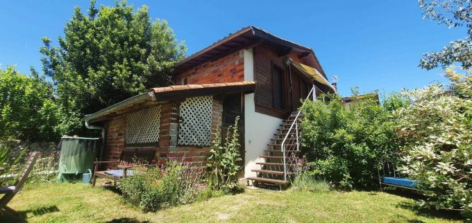 31G101092-69251841790143249a4d610ab8340cb0