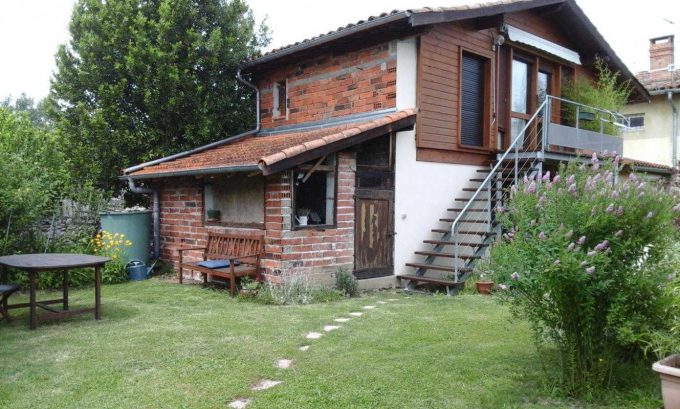 31G101092-8f0cb2d15826492d933ceed1e969e3c2