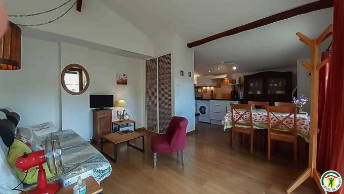 31G101092-cfd8db2912c94a6085aef1304e67d7b6