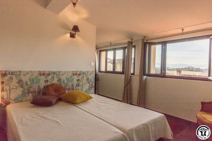 31G101100-c15bbaaf94df4c8fb63f9658a4d817cb