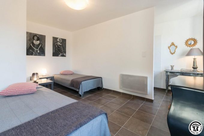 31G101100-c431bcaca84340dea83fb7c17131738f