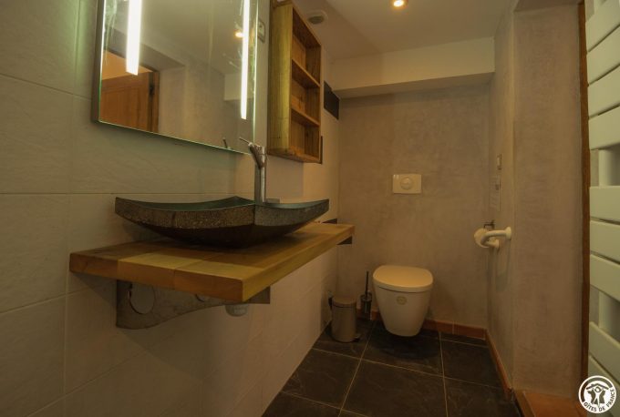 31G101102-fe691a099e6a423b98958cde96c71a45