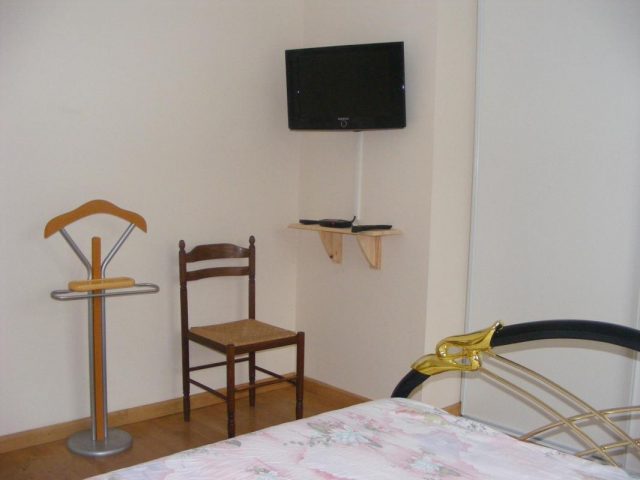 31G101105-9537fafb6d0b445abcd0f7a560130e48