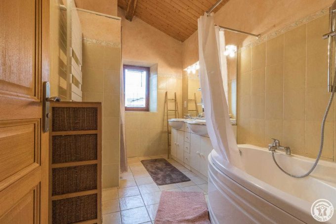 31G101116-18df9ae248554387999506acbe594b60