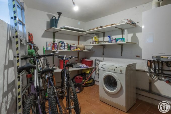 31G101116-3b32d881b4b64c5596c285507d845778