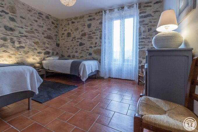 31G101116-f862de9897cd44279f4b436ebe4e4213