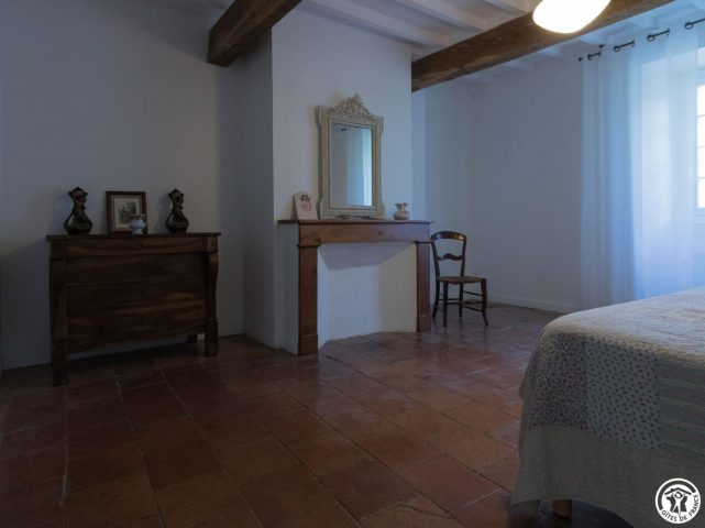 31G101170-c20bd73fbd244913afa40e2e5225c578