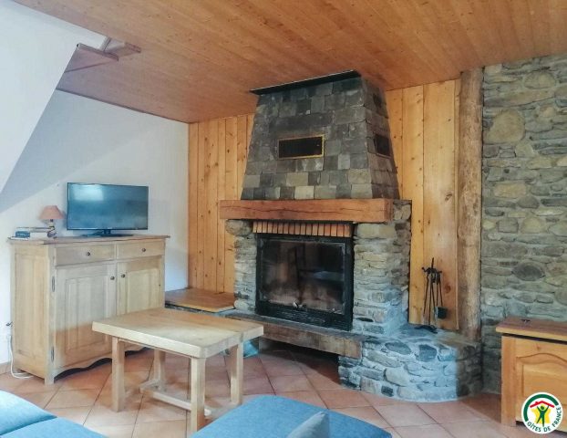 31G101175-5b021220e4be4c26a78cc5071b37319c