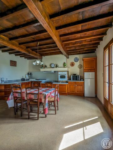 31G101249-71a9730986ad48669f34c08ba5a94adf