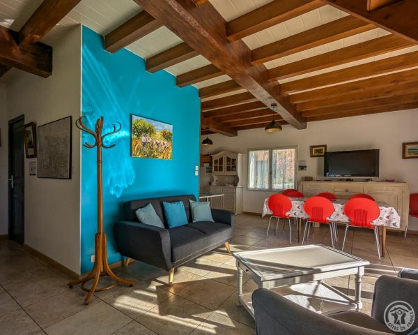 31G101281-d3bcd5230a354b318ec226f054b1799d