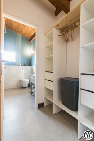 31G101371-24dc65d3090c41fe8cff7513c7363cd0