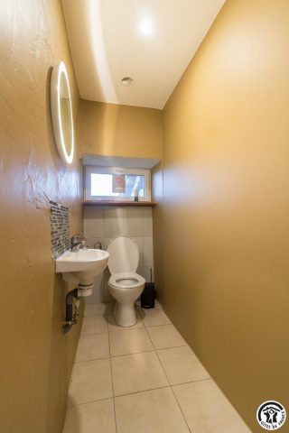 31G101371-a807c537dcc0493e976851007e61c84e