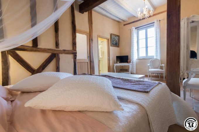 31G101393-3949af101a934ee0a9fe554dd7b74ec4