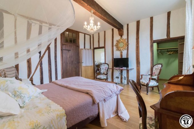 31G101393-99a350ae26b849e395a8eb87ba6695b0